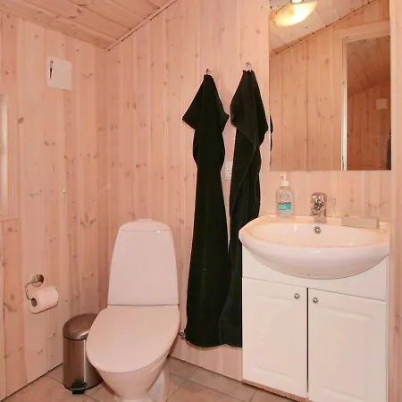 Three-bedroom In 27 * Oksbol (Syddanmark)